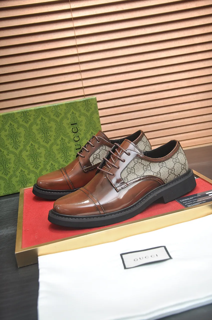 Men's shoes💰540💶Italy's top luxury men's shoe giant (GUCCI) (Gucci) (full cowhide lining) new arrival🍃Original European style🔰 Pleasant to the eye😍In order to make the shoes more durable and non-deformable🌀The production continues to follow traditional methods but there is still no lack of innovation💪Choose original sheepskin for the leather♻️ Smooth and natural And extra bright ⭐Made of imported cowhide, the first choice of rich people 38-45 (45 customized)